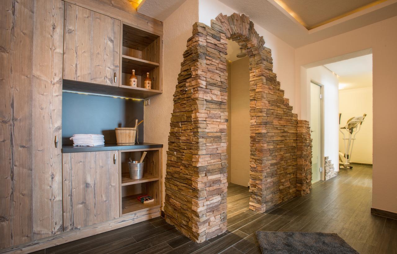 Landhaus Dorfbaeck ชตุมม์ ภายนอก รูปภาพ